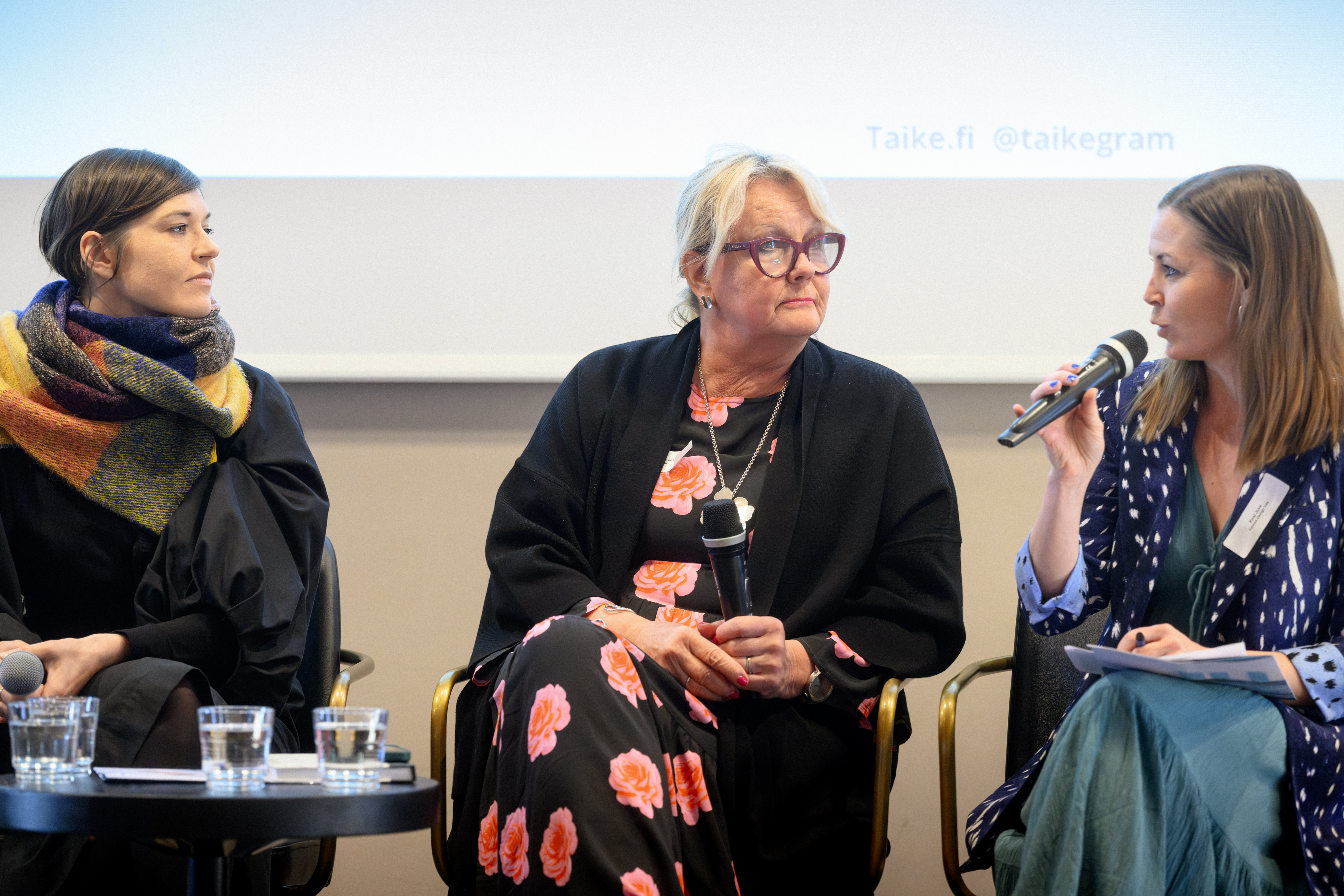 Johanna Råman, Paula Parviainen ja Kirsi Juva.