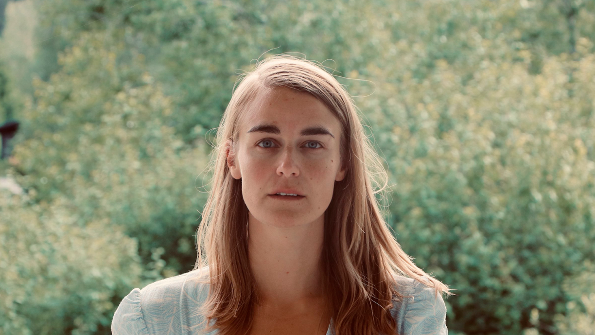 Kasvokuva Riina Kalmista.